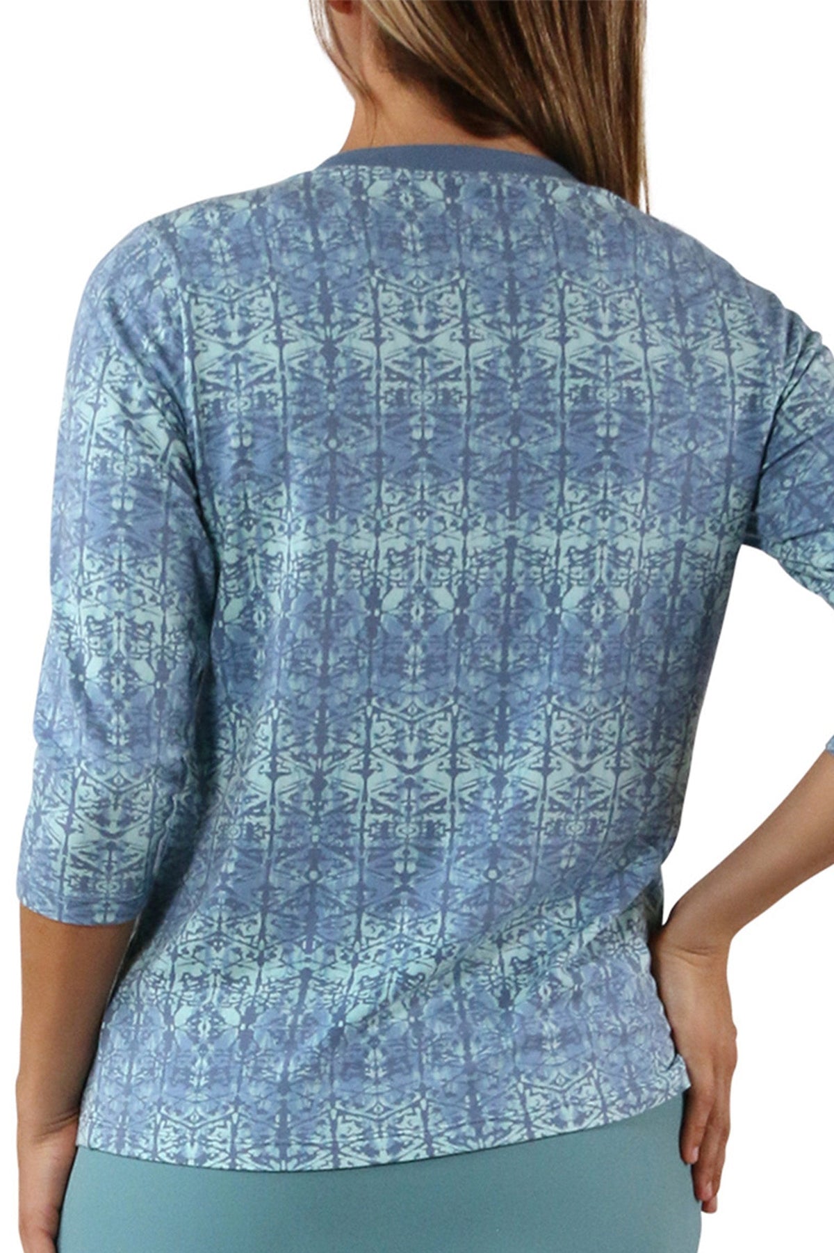 Women's 3/4 Sleeve V-Neck R&R Tee